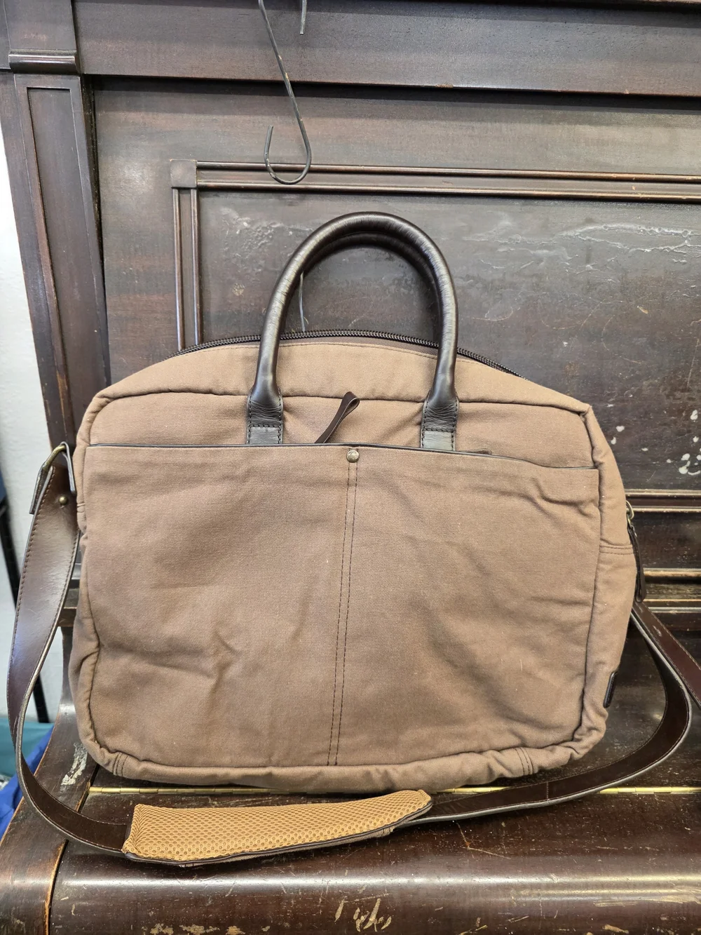 Duluth Trading Co Brown Canvas Laptop Brief with Dark Leather Trim